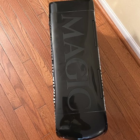 Rainbow High Working Stage Lights Vision World Tour Bus & Stage 4-in-1 Deluxe - Picture 3 of 11